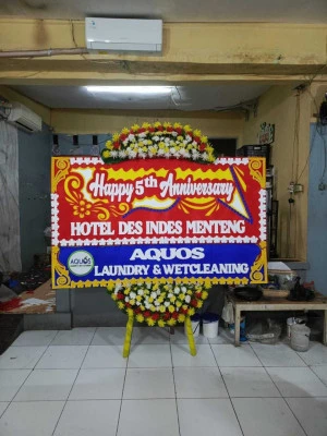 Papan Bunga di Taman Menteng