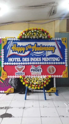 Papan Bunga di Taman Menteng