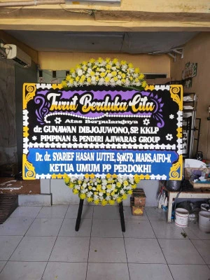 Papan Bunga di Taman Menteng